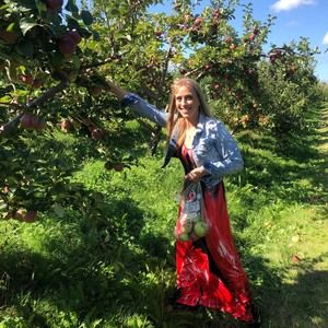 Meet your Posher, Melissa